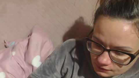 say meow and send tip  online show from 23, 11, 2025