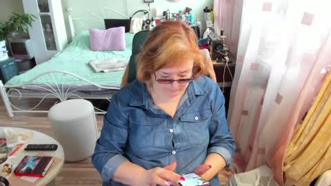 Flowerlower online show from 7, 4, 2026