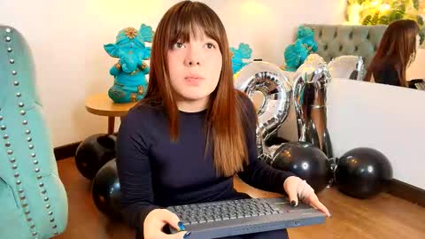  FLUFFY BUBBLE  online show from 21, 9, 2025