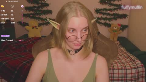 Snapshot of fluffy_muffin3 chatting on 7, 12, 2024 Agatha online show from 7, 12, 2024