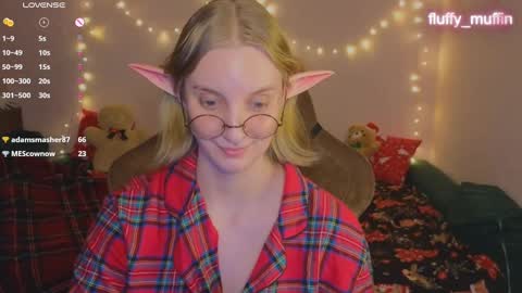 Snapshot of fluffy_muffin3 chatting on 27, 12, 2024 Agatha online show from 27, 12, 2024