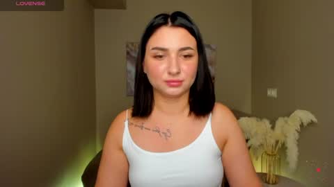 Snapshot of flufyfoxx chatting on 9, 7, 2026 Lina online show from 9, 7, 2026