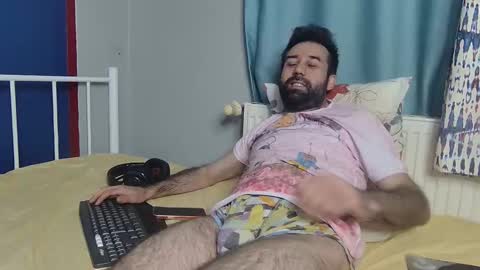 Snapshot of flydirty chatting on 27, 9, 2025 FlyDirty online show from 27, 9, 2025