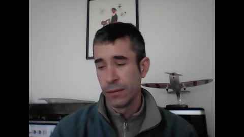 flyhigh92 online show from 4, 2, 2025