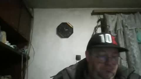 Snapshot of fm_group_nederland chatting on 3, 10, 2025 VIP Magnolia online show from 3, 10, 2025