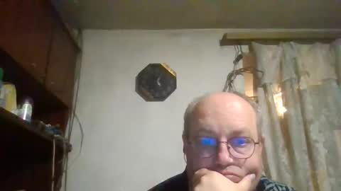 Snapshot of fm_group_nederland chatting on 2, 11, 2025 VIP Magnolia online show from 2, 11, 2025