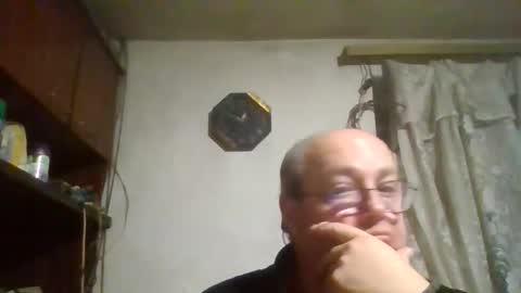 Snapshot of fm_group_nederland chatting on 15, 11, 2025 VIP Magnolia online show from 15, 11, 2025