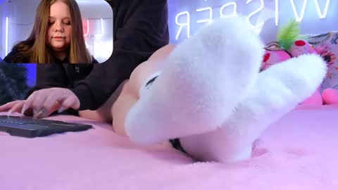 Molly online show from 10, 1, 2025