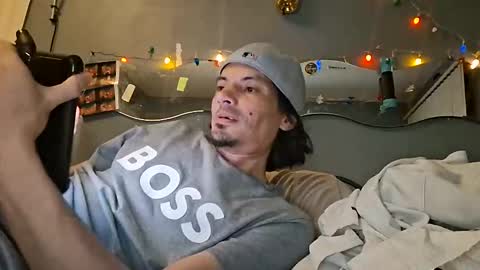 Snapshot of foreveryung723 chatting on 28, 10, 2025 foreveryung723 online show from 28, 10, 2025