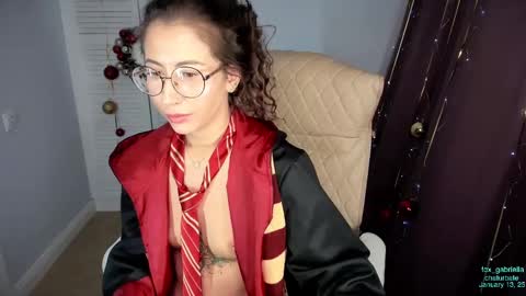 Snapshot of fox_gabriella chatting on 13, 1, 2025 Jasmine Im back online show from 13, 1, 2025