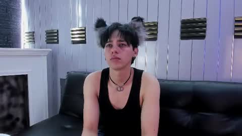 Snapshot of fox_white_ chatting on 20, 7, 2026 . FOX WHITE . online show from 20, 7, 2026