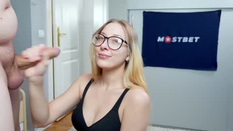 Snapshot of foxeslovefoxes chatting on 11, 1, 2025 CUSTOM PHOTOS AND VIDEOS - online show from 11, 1, 2025