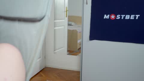 Snapshot of foxeslovefoxes chatting on 28, 1, 2025 CUSTOM PHOTOS AND VIDEOS - online show from 28, 1, 2025