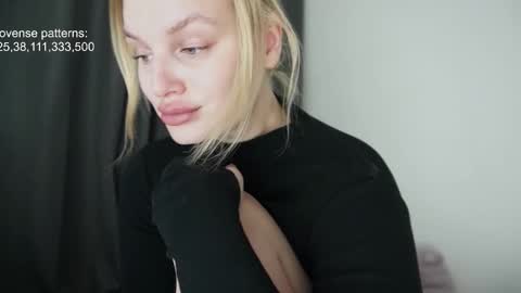 i am your baby Alien  online show from 14, 11, 2025