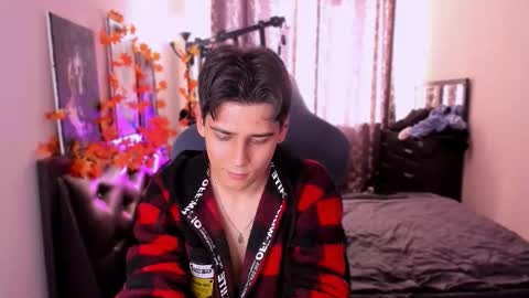 Foxicfu online show from 8, 11, 2025