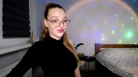 foxxialice online show from 23, 11, 2025