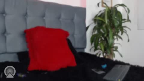 Snapshot of foxxy_angel chatting on 17, 7, 2026 Santi online show from 17, 7, 2026