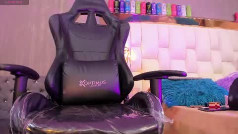 Snapshot of foxxy_dolce chatting on 16, 7, 2026 Foxxy online show from 16, 7, 2026
