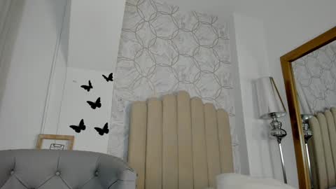 Snapshot of foxy200__ chatting on 5, 2, 2025 Foxy online show from 5, 2, 2025