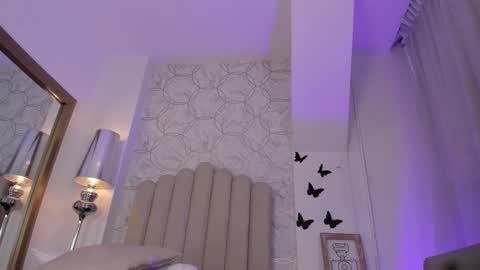 Snapshot of foxy200__ chatting on 8, 10, 2025 Foxy online show from 8, 10, 2025