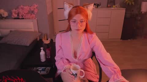 Snapshot of foxy_jpg chatting on 1, 3, 2026 Sue online show from 1, 3, 2026