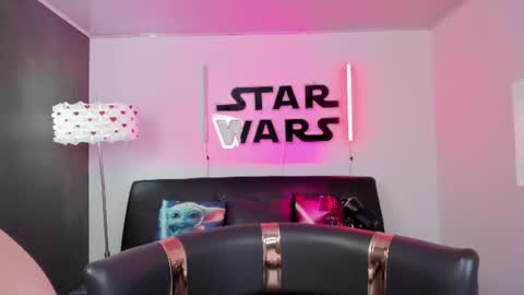 Snapshot of foxy_vilma chatting on 19, 6, 2026 Miss Vilma online show from 19, 6, 2026