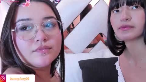 FOXY AND BUNNY online show from 30, 11, 2025