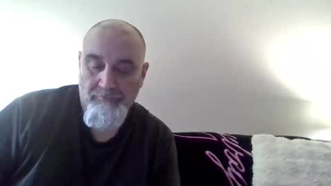 Snapshot of foxyfang chatting on 22, 5, 2026 foxyfang online show from 22, 5, 2026