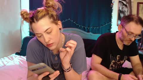 Mallory Koxx online show from 22, 5, 2026