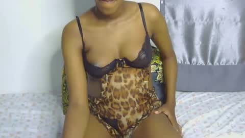 foxypennyy online show from 20, 11, 2025