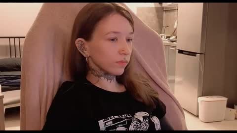 fran_bow online show from 31, 10, 2025