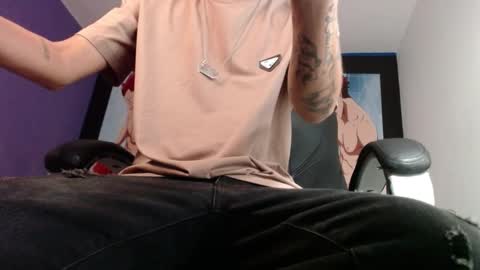 Snapshot of fran_boy_ chatting on 6, 1, 2025 Fran online show from 6, 1, 2025