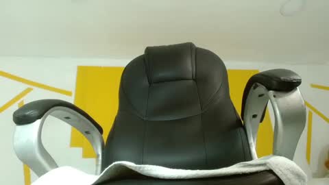 Snapshot of fran_boy_ chatting on 28, 2, 2025 Fran online show from 28, 2, 2025