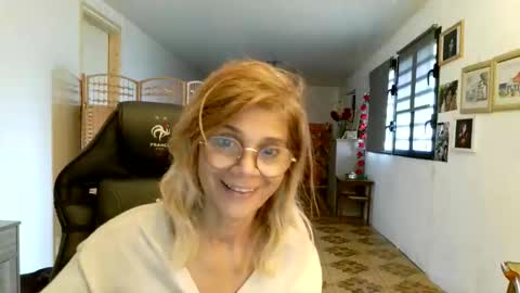 francelune online show from 8, 2, 2026