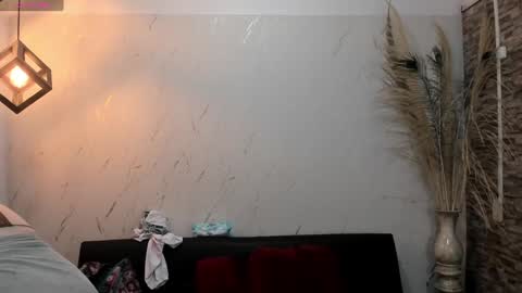          online show from 31, 1, 2025