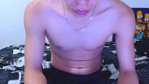 Snapshot of francesco_spank chatting on 4, 2, 2025 FRANCESCO online show from 4, 2, 2025