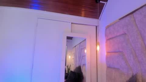 Snapshot of francheska121 chatting on 18, 4, 2026 francheska121 online show from 18, 4, 2026