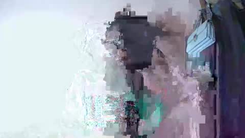 Snapshot of francine925426 chatting on 28, 10, 2025 francine925426 online show from 28, 10, 2025