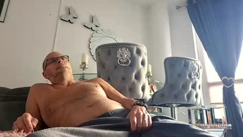 Snapshot of franciscomalin chatting on 3, 8, 2026 franciscomalin online show from 3, 8, 2026