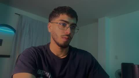 Snapshot of francobanderas1 chatting on 1, 4, 2026 FRANCO online show from 1, 4, 2026