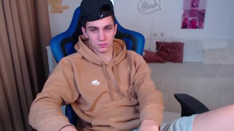 Frank online show from 4, 12, 2024