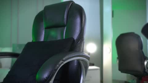 Frank Farrell. Hey remember to give me a thumbs up Ty online show from 10, 11, 2025