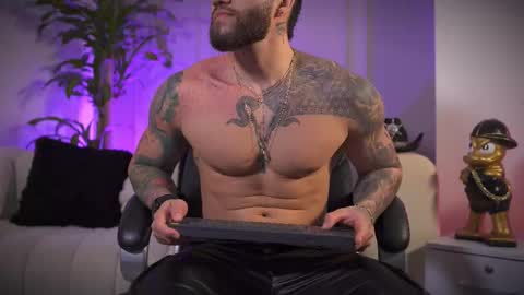 Frank Farrell. Hey remember to give me a thumbs up Ty online show from 31, 3, 2026