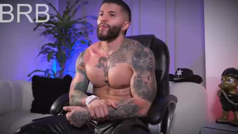Snapshot of frankfarrellx chatting on 16, 6, 2026 Frank Farrell. Hey remember to give me a thumbs up Ty online show from 16, 6, 2026