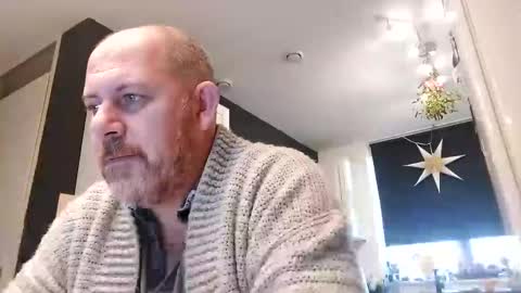 Snapshot of frankh12345 chatting on 17, 12, 2024 frankh12345 online show from 17, 12, 2024