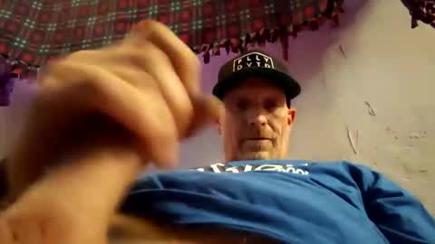 Famous Blue Eyes online show from 10, 5, 2026