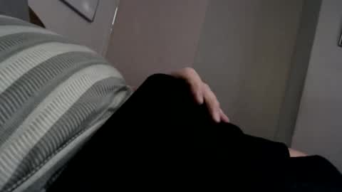 frankiel745 online show from 1, 10, 2025