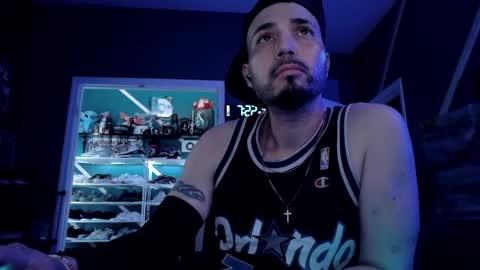 Snapshot of frankievw9 chatting on 13, 9, 2025 frankievw9 online show from 13, 9, 2025