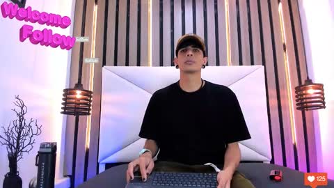 Franvill trato online show from 22, 10, 2025