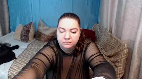 Snapshot of frau_becky chatting on 5, 12, 2024 frau_becky online show from 5, 12, 2024